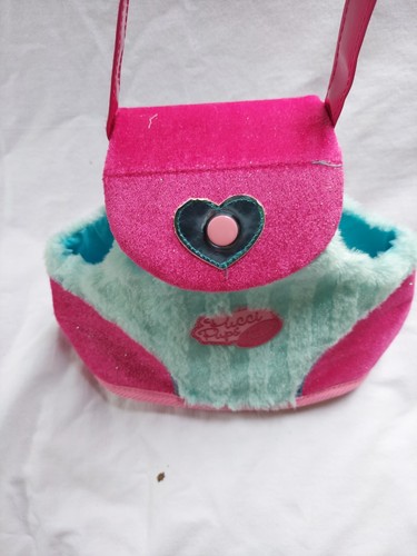 Pucci pups carrier - pucci, carrier.